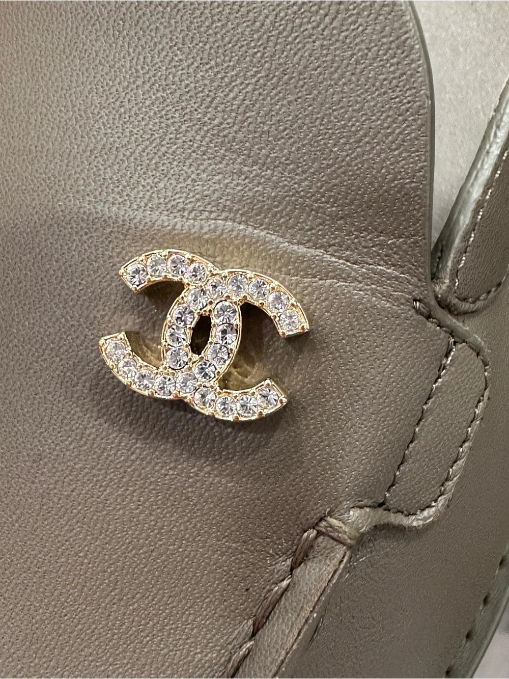 CHANEL $1 6k